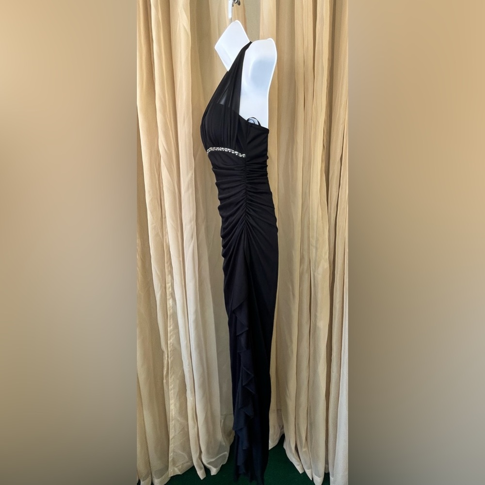 Sold…CACHE Black Sheer Lined Formal Gown - Picture 5 of 9